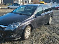 Gebraucht Opel Astra 125 PS (91 kW) 2010 Schwarz Kombi