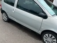 Używany Renault Twingo 75 KM (55 kW) 2004 Szary Hatchback