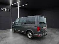 Usado VW Multivan Generation Six 150 HP (110 kW) 2022 Cinzento Monovolume