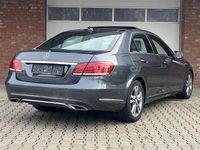 Gebraucht Mercedes E200 136 PS (100 kW) 2014 755 (tenoritgrau  metalliclac Limousine