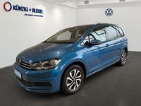 Gebraucht VW Touran Active 150 PS (110 kW) 2022 Caribbean blue metallic Van / Kleinbus
