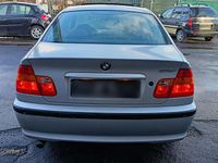 Gebraucht BMW 316 116 PS (85 kW) 2002 Silber Limousine