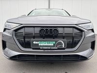Gebraucht Audi e-tron Advanced Plus 300 kW (408 PS) 2022 Taifungrau SUV
