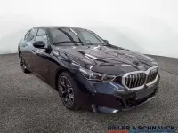 Gebraucht BMW 520 M Sport 197 PS (144 kW) 2025 Carbonschwarz Limousine