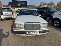 Gebraucht Mercedes 300 113 PS (83 kW) 1990 Weiß Limousine