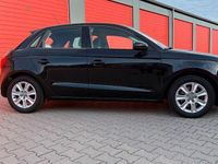 Gebraucht Audi A1 Sportback Attraction 122 PS (89 kW) 2013 Schwarz Kleinwagen