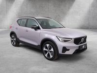 Neu Volvo XC40 Plus 163 PS (119 kW) 2025 Silber SUV