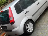 Usata Ford Fiesta Ghia 60 CV (44 kW) 2003 Grigio Utilitaria