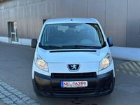 Gebraucht Peugeot TePee 120 PS (88 kW) 2010 Weiß Van / Kleinbus
