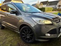Gebraucht Ford Kuga Individual 182 PS (133 kW) 2014 Grau SUV
