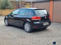 Gebraucht VW Golf VII Match 105 PS (77 kW) 2012 Schwarz Limousine
