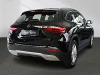 Gebraucht Mercedes GLA200 163 PS (119 kW) 2024 Unilack nachtschwarz SUV