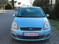 Gebraucht Ford Fiesta Ambiente 69 PS (50 kW) 2007 Blau Kleinwagen