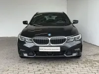 Gebraucht BMW 330e Sport Line 292 PS (214 kW) 2021 Schwarz Kombi