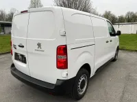 Gebraucht Peugeot Expert Premium 144 PS (105 kW) 2022 Weiß Van