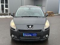 Gebraucht Peugeot 5008 Active 156 PS (114 kW) 2012 Grau Van / Kleinbus