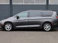 Gebraucht Chrysler Pacifica 287 PS (211 kW) 2017 Grün SUV
