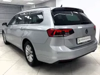 Gebraucht VW Passat Business 150 PS (110 kW) 2022 Scalesilver (metallic) Kombi
