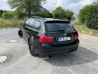 Gebraucht BMW 320 Sport Line 170 PS (125 kW) 2009 Schwarz Kombi