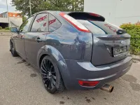 Gebraucht Ford Focus Style 101 PS (74 kW) 2010 Grau Limousine