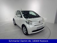 Gebraucht Toyota iQ 68 PS (50 kW) 2010 Weiß Kleinwagen