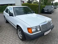 Gebraucht Mercedes 200 1987 Weiß Limousine