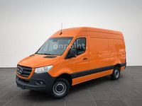 Gebraucht Mercedes Sprinter 163 PS (119 kW) 2021 Tieforange Van