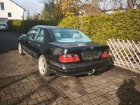 Gebraucht Mercedes E430 Avantgarde 279 PS (205 kW) 2000 Blau Limousine