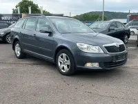 Gebraucht Skoda Octavia Ambiente 105 PS (77 kW) 2011 Grau Kombi