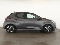 Gebraucht Toyota Yaris Hybrid 116 PS (85 kW) 2025 Marlingrau Limousine