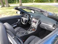 Second-hand Mercedes SLK200 163 CP (119 kW) 2006 Albastru Cabrio