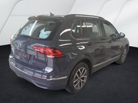 gebraucht VW Tiguan Life 2.0 TDI DSG AHK+ACC+LED+NAVI+APP+SHZ