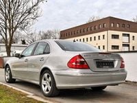 Second-hand Mercedes E500 306 CP (225 kW) 2004 Argintiu Berlinǎ