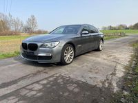 Gebraucht BMW 730 258 PS (189 kW) 2015 Grau Limousine