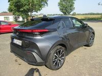 Gebraucht Toyota C-HR Team 140 PS (102 kW) 2023 Marlin grau metallic / dach schwarz SUV