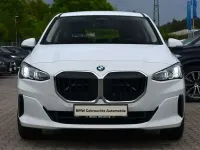 Gebraucht BMW 218 Active Tourer 136 PS (100 kW) 2023 Weiß Van / Kleinbus