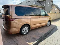 Gebraucht VW Multivan 150 PS (110 kW) 2024 Andere farben Van / Kleinbus