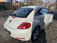 Gebraucht VW Beetle Sport 140 PS (102 kW) 2013 Weiß Kleinwagen