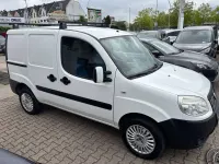 Gebraucht Fiat Doblò Basis 75 PS (55 kW) 2008 Weiss Van / Kleinbus