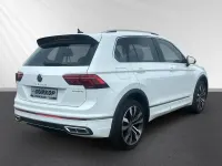 Gebraucht VW Tiguan R-line 245 PS (180 kW) 2023 Weiß SUV