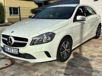 Gebraucht Mercedes A180 122 PS (89 kW) 2016 Weiß Limousine