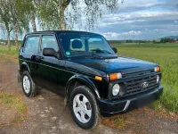 Gebraucht Lada Urban 83 PS (61 kW) 2017 Schwarz SUV