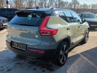 Gebraucht Volvo XC40 Plus 169 kW (231 PS) 2022 Sage green / metallic SUV