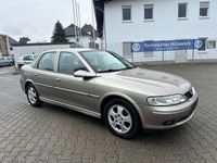 gebraucht Opel Vectra 1.8 16V Edition 100