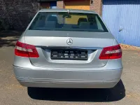 Gebraucht Mercedes E250 204 PS (150 kW) 2009 Braun Limousine