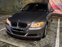 Gebraucht BMW 318 143 PS (105 kW) 2011 Grau Limousine