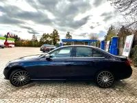 Gebraucht Mercedes E220 194 PS (142 kW) 2016 Andere farben Limousine