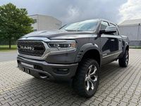 Gebraucht Dodge Ram Limited 401 PS (294 kW) 2020 Grau Pickup