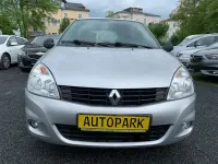 Gebraucht Renault Clio II 75 PS (55 kW) 2010 Silber Limousine
