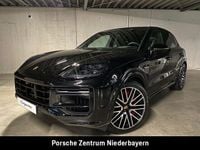 Gebraucht Porsche Cayenne Turbo E-Hybrid 740 PS (544 kW) 2024 Chromitschwarzmetallic SUV